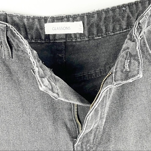 GLASSONS Black Wash High Rise Frayed Hem Jean Shirts, Size 12 - Picture 4 of 11